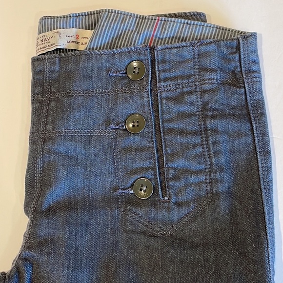 Old Navy, flare legs jeans. - Picture 3 of 10